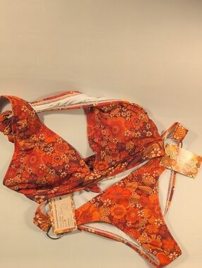 Yesterday People 60's Ring Bikini + Farah Halter